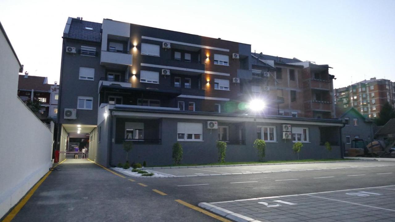 Apartman Kristal Сремська Митровиця Екстер'єр фото