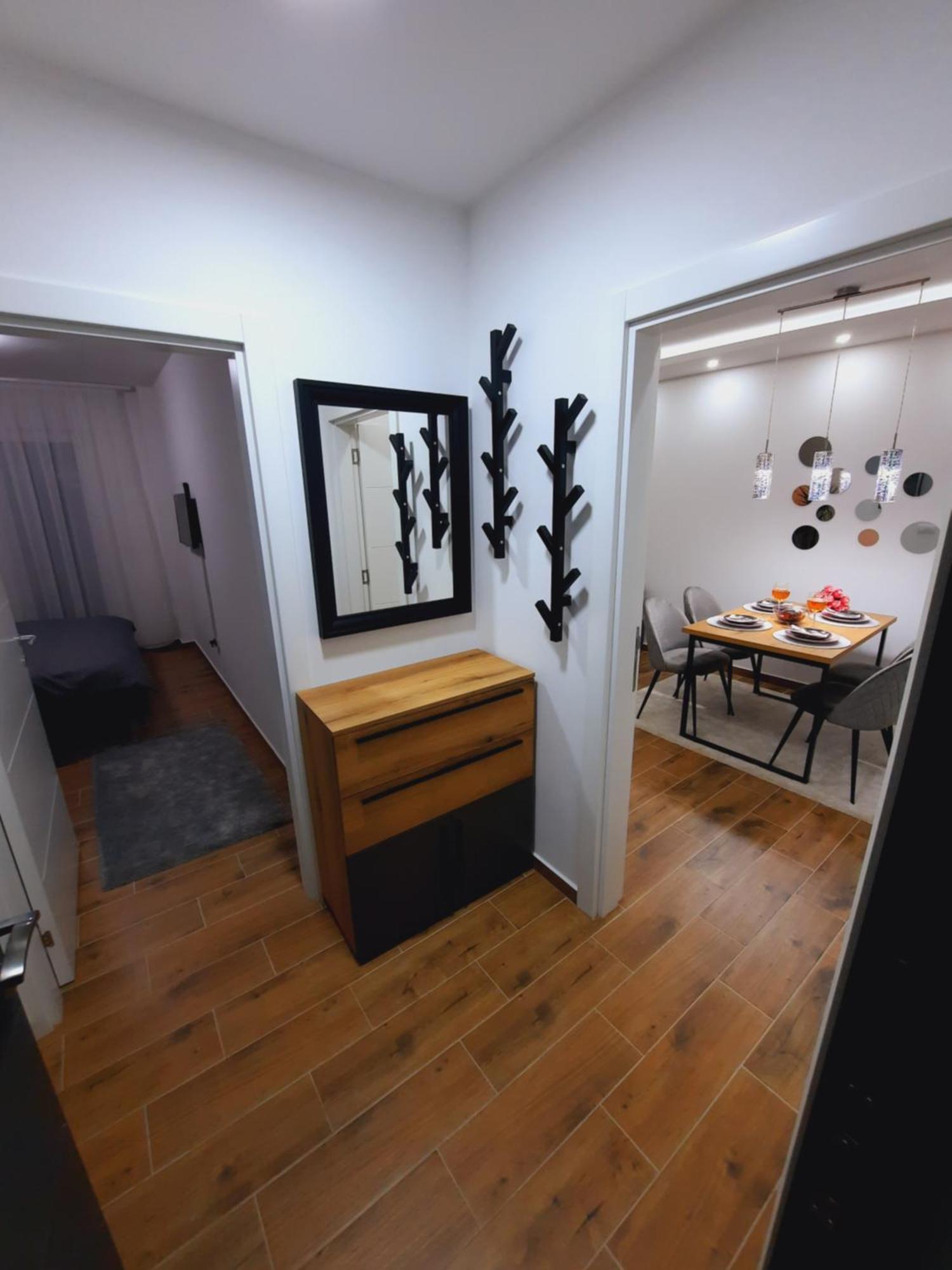 Apartman Kristal Сремська Митровиця Екстер'єр фото